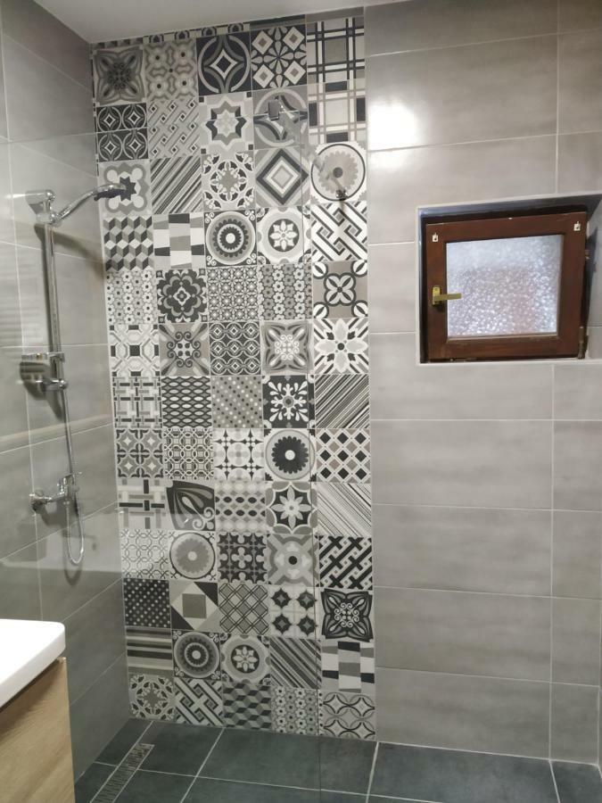 Apartment Mirta Pola Esterno foto